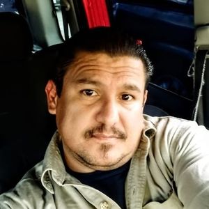 Meet your Posher, Julian